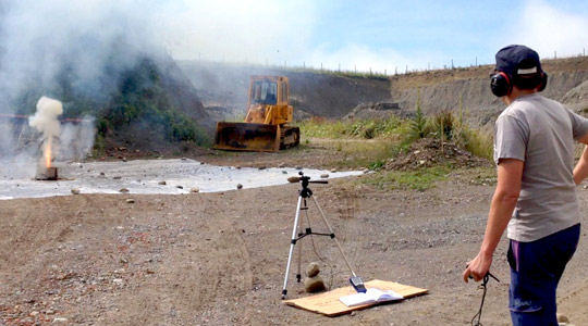 XL2導入事例 - スイス花火メーカーBugano社